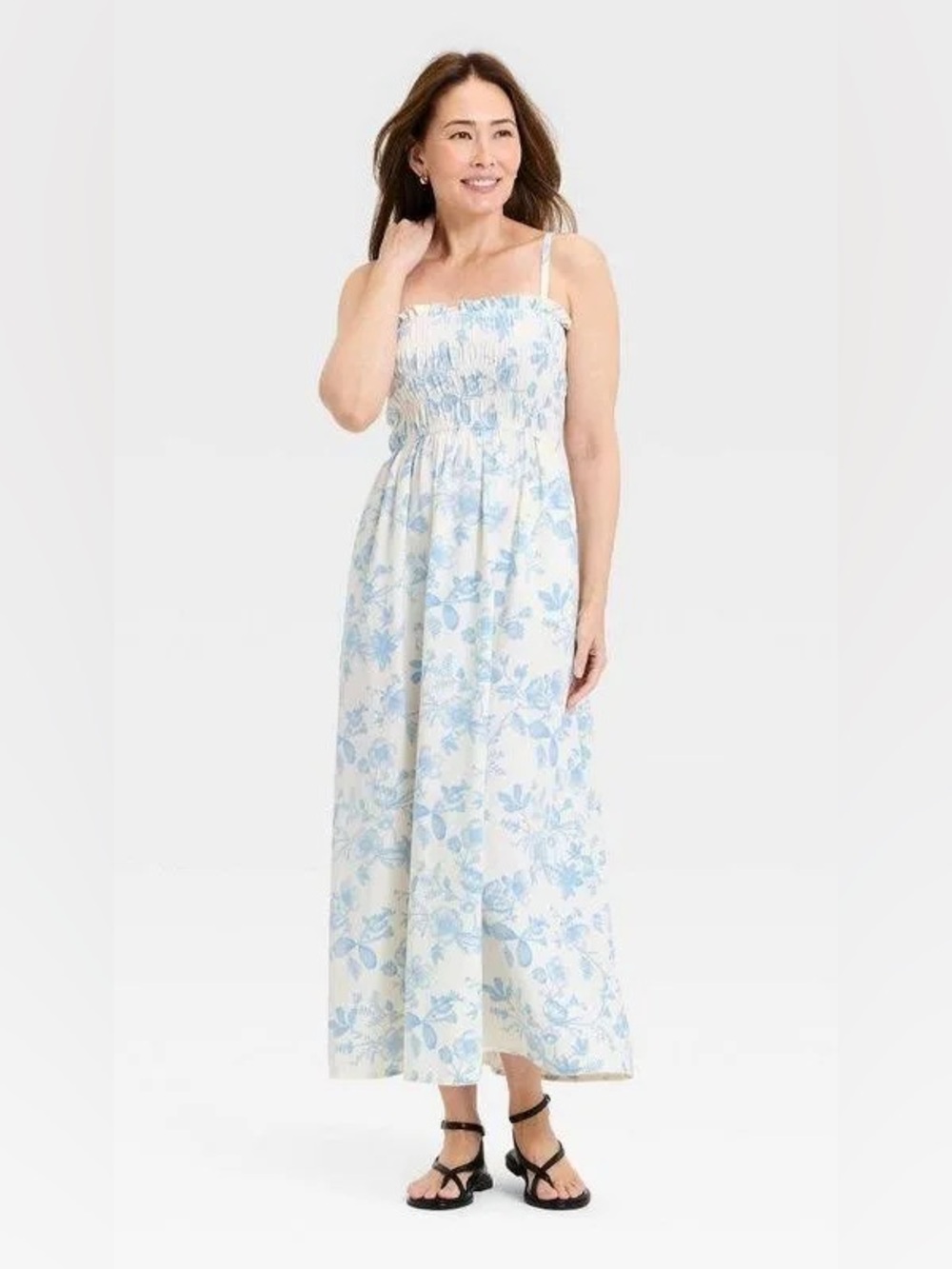 Universal Thread Light Blue Floral Smocked Maxi Dress with adjustable straps